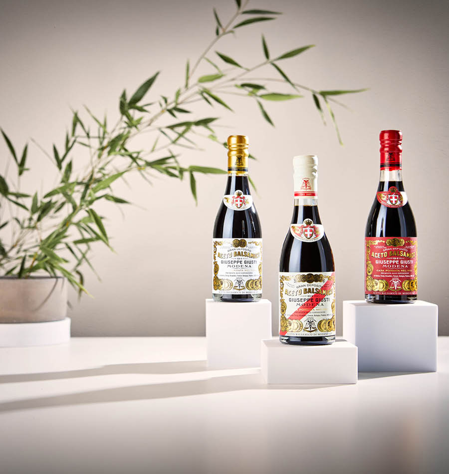 Balsamico, Essig, Flasche, Salat-Dressing, III Flaschen Display