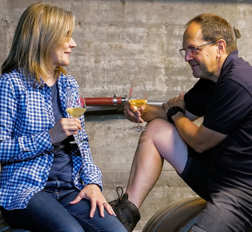 Wein, Weinglas, Zwei Personen, Kellerbar, Lounge